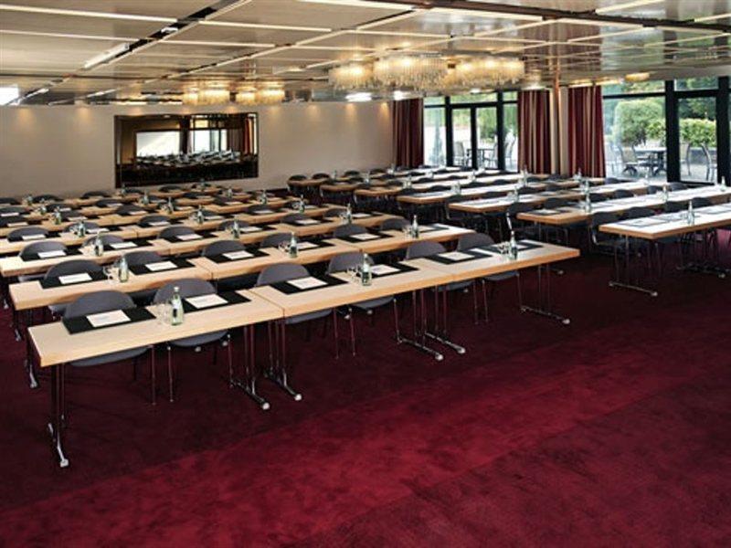 Nh Wiesbaden Facilidades foto